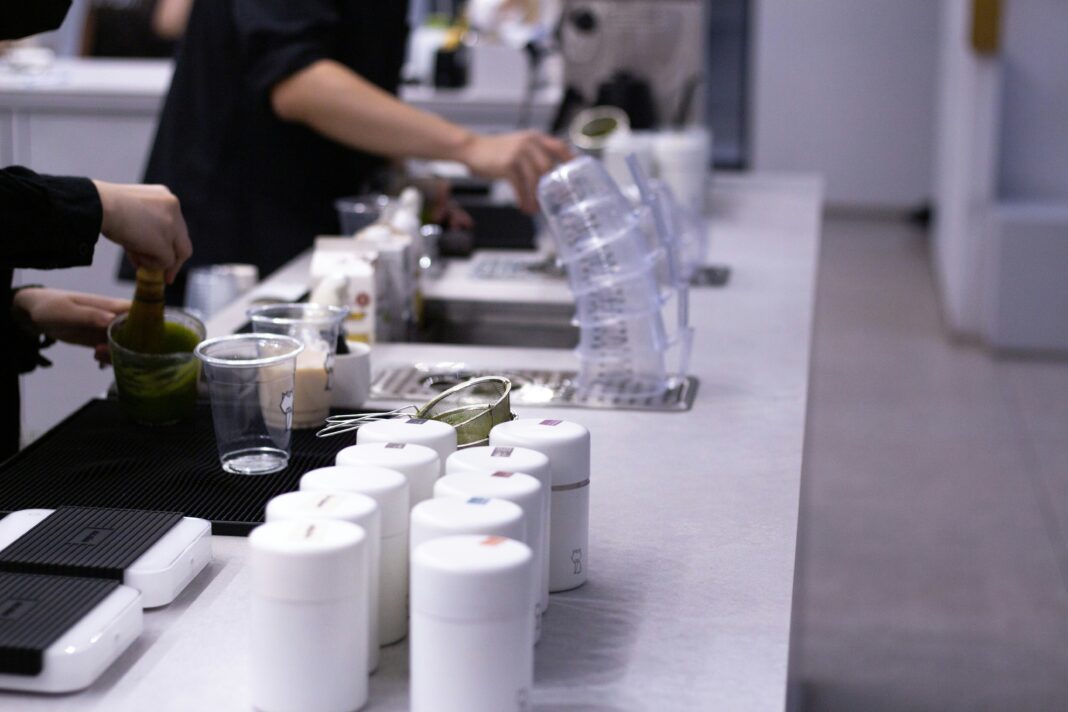 Agora, a companhia está mirando no mercado global de café, que movimentou US$ 630 bilhões em 2023 e deve atingir US$ 800 bilhões até 2030, de acordo com a Statista (Foto: Unsplash)