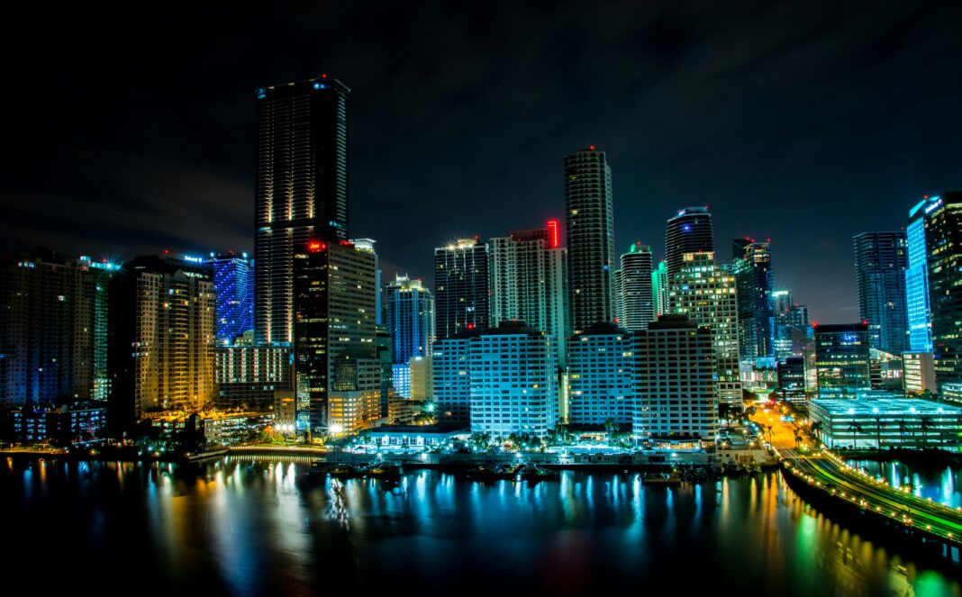 A Apple decidiu recentemente abrir um escritório na cidade. A Microsoft e a Amazon também seguiram a tendência (Foto: Unsplash)