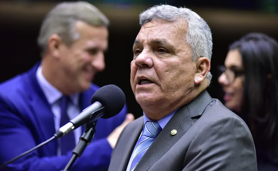 Segundo Fraga, a proposta apenas reafirma diretrizes já estabelecidas pela legislação federal, sem adicionar soluções práticas ao Sistema Único de Segurança Pública (Foto: Instagram)