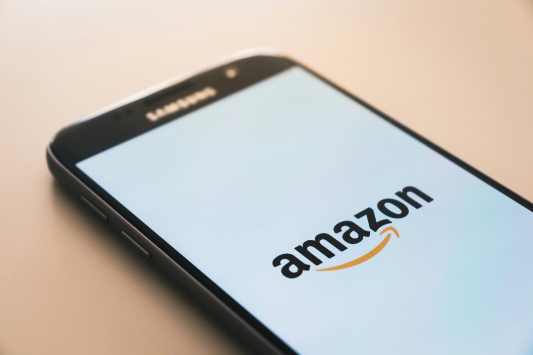 Em uma carta enviada ao CEO da Amazon Web Services (AWS), Matt Garman, os funcionários pediram que ele reavaliasse sua posição sobre o tema (Foto: Unsplash)