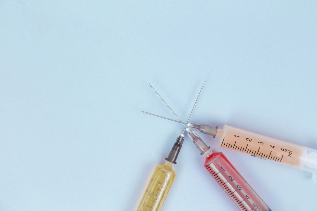 Uma nova vacina terapêutica contra o câncer de próstata, criada por uma equipe de cientistas brasileiros, está em testes clínicos avançados nos Estados Unidos (Foto: Unsplash)