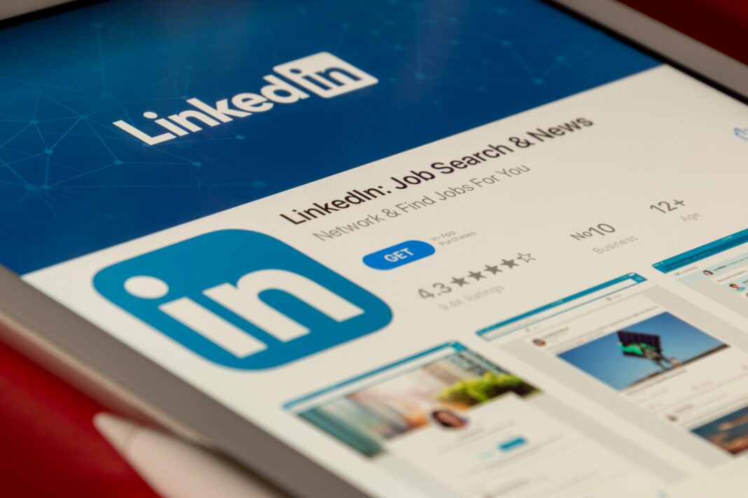 O LinkedIn se destaca ao introduzir uma iniciativa inovadora: coaching individual para todos os colaboradores (Foto: Unsplash)