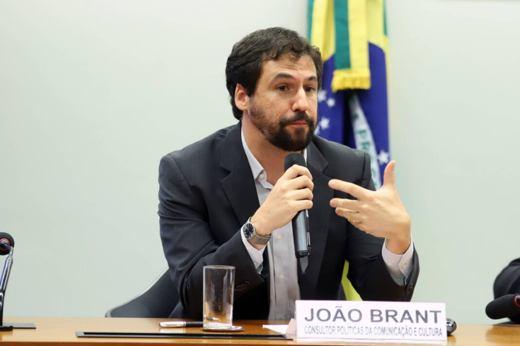 A Meta, empresa controladora do Facebook e Instagram, anunciou mudanças significativas em suas políticas de moderação, incluindo o fim de parcerias com organizações de checagem de fatos (Foto: X)