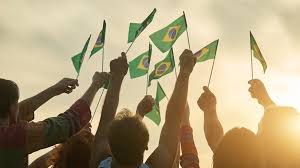 Um estudo recente do Índice de Confiança Brasil, conduzido pela Gerp, revela que a maioria dos brasileiros está pessimista em relação ao futuro do país (Foto; X)