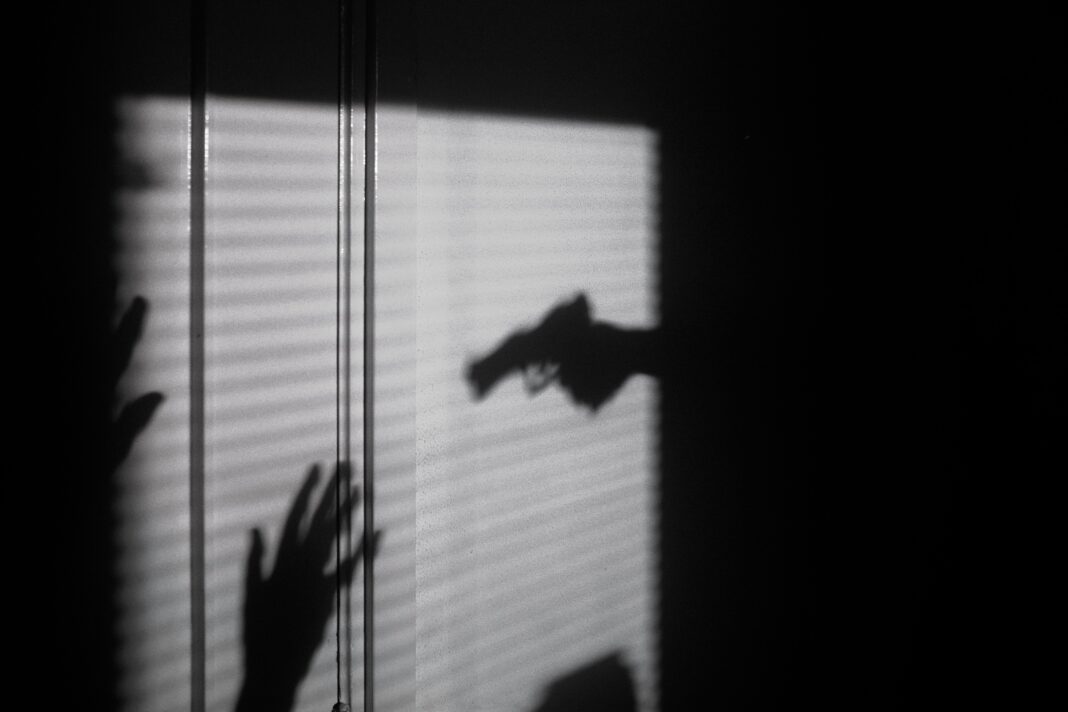 Os casos de violência política contra mulheres registraram um aumento alarmante em 2024 (Foto: Unsplash)