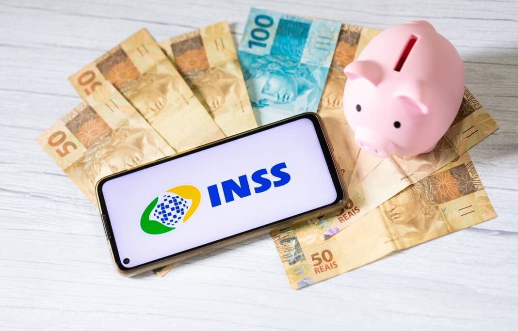 O aumento segue a variação do Índice Nacional de Preços ao Consumidor (INPC) de 2024, que baliza as correções anuais (Foto: X)