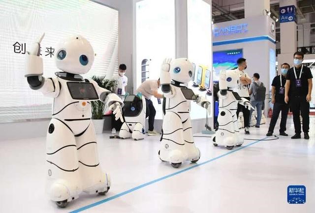 Com um investimento bilionário e metas ambiciosas, Pequim quer assumir a liderança mundial no setor de inteligência incorporada (Foto: X)