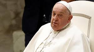Após mais de três semanas de internação, o estado de saúde do papa Francisco segue sob intensa observação (Foto: X)