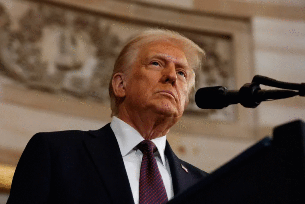 As investidas do ex-presidente Donald Trump contra políticas de acolhimento de imigrantes sofreram mais um revés (Foto: X)