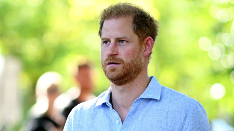 O príncipe Harry expressou nesta sexta-feira (2) o desejo de retomar os laços com sua família, apesar do distanciamento causado por disputas judiciais envolvendo sua segurança no Reino Unido (Foto: X)