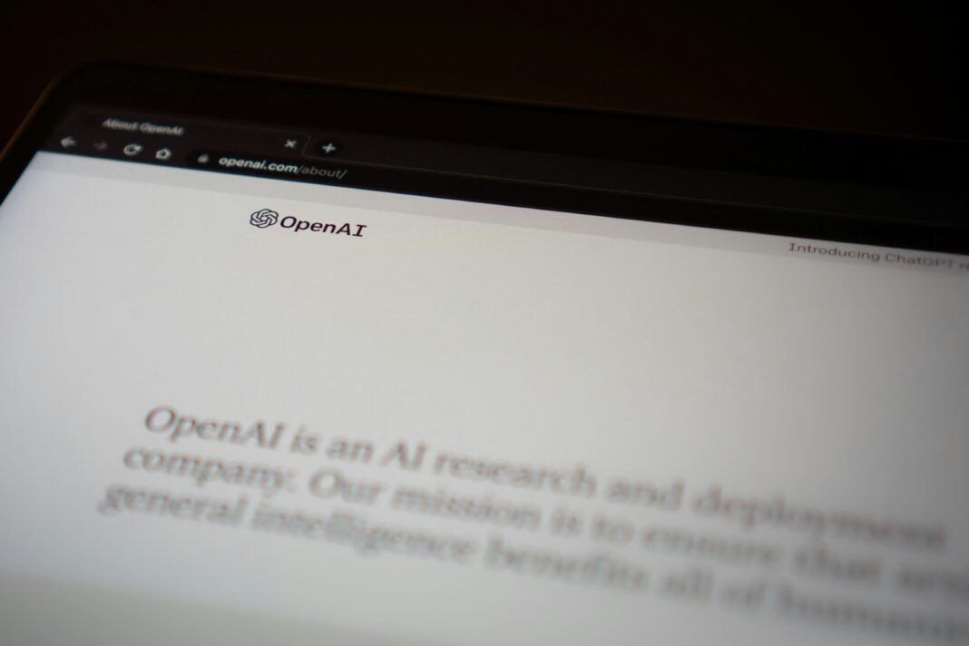 O avanço da inteligência artificial tem levado a novos usos da tecnologia, inclusive como ferramenta para simular sessões de terapia (Foto: Unsplash)