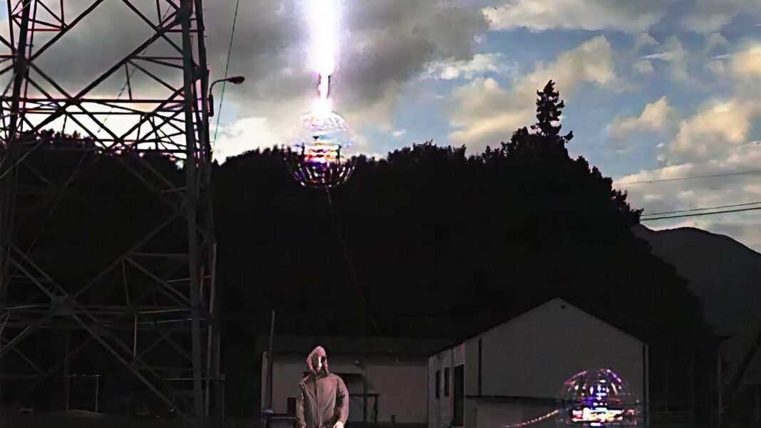 Uma inovação tecnológica desenvolvida no Japão pode mudar completamente a forma como lidamos com tempestades elétricas (Foto: X)