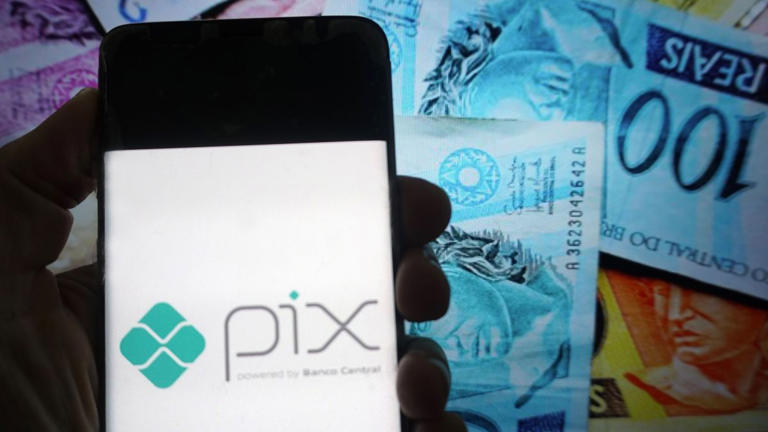 O Pix Automático começou a funcionar oficialmente nesta segunda-feira (16), marcando uma nova etapa nos meios de pagamento recorrente no Brasil (Foto: X)