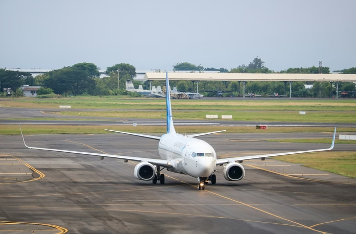 Mais um voo com brasileiros repatriados dos Estados Unidos chegou ao Brasil neste sábado (21/6), ampliando para 892 o número de pessoas trazidas de volta ao país desde fevereiro (Foto: X)