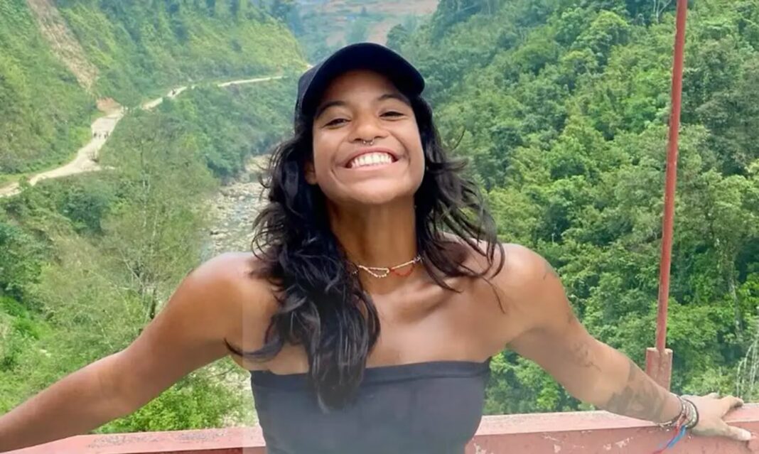 A Prefeitura de Niterói, no Rio de Janeiro, anunciou que irá arcar com os custos do traslado do corpo da publicitária Juliana Marins, de 26 anos, encontrada morta após quatro dias de espera por resgate na Indonésia (Foto: X)