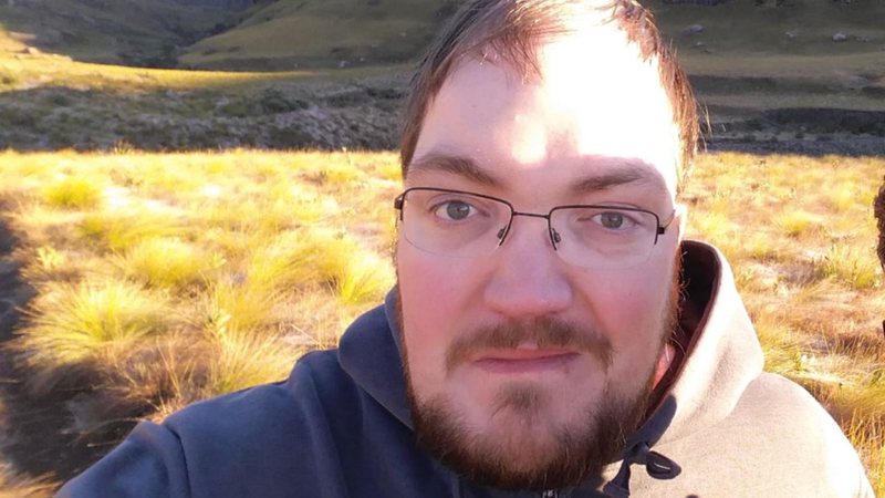 O corpo humano passa por um longo processo de formação óssea até a vida adulta. Só por volta dos 25 anos é que os ossos atingem sua densidade e estrutura definitiva (Foto: X)
