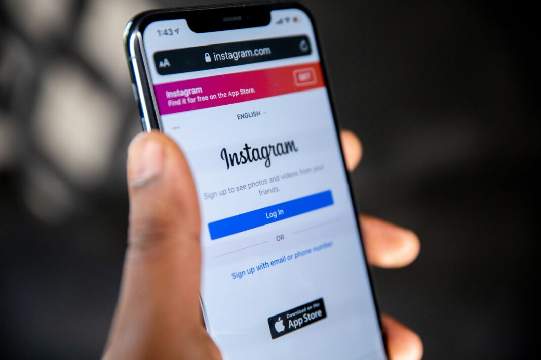 O Ministério da Justiça e Segurança Pública decidiu nesta quarta-feira (11) alterar a classificação indicativa do Instagram no Brasil (Foto: Unsplash)