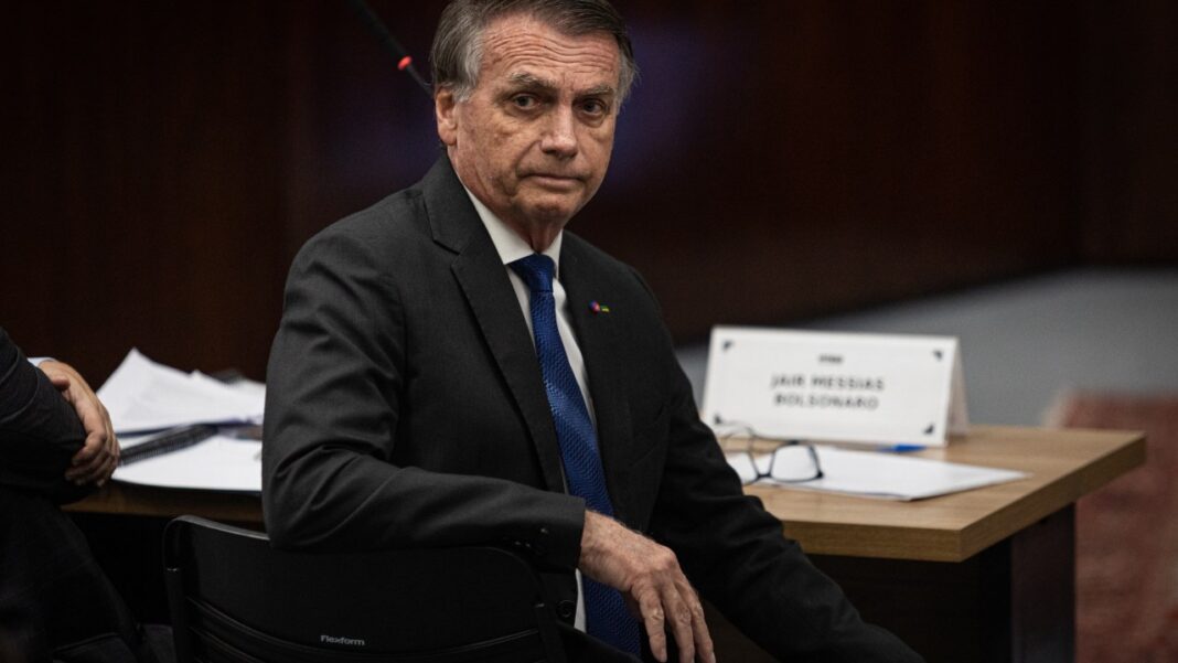 O deputado federal Rogério Correia (PT-MG) protocolou nesta quinta-feira (10/7) no Supremo Tribunal Federal (STF) um pedido de prisão preventiva contra o ex-presidente Jair Bolsonaro (PL). (Foto: X)