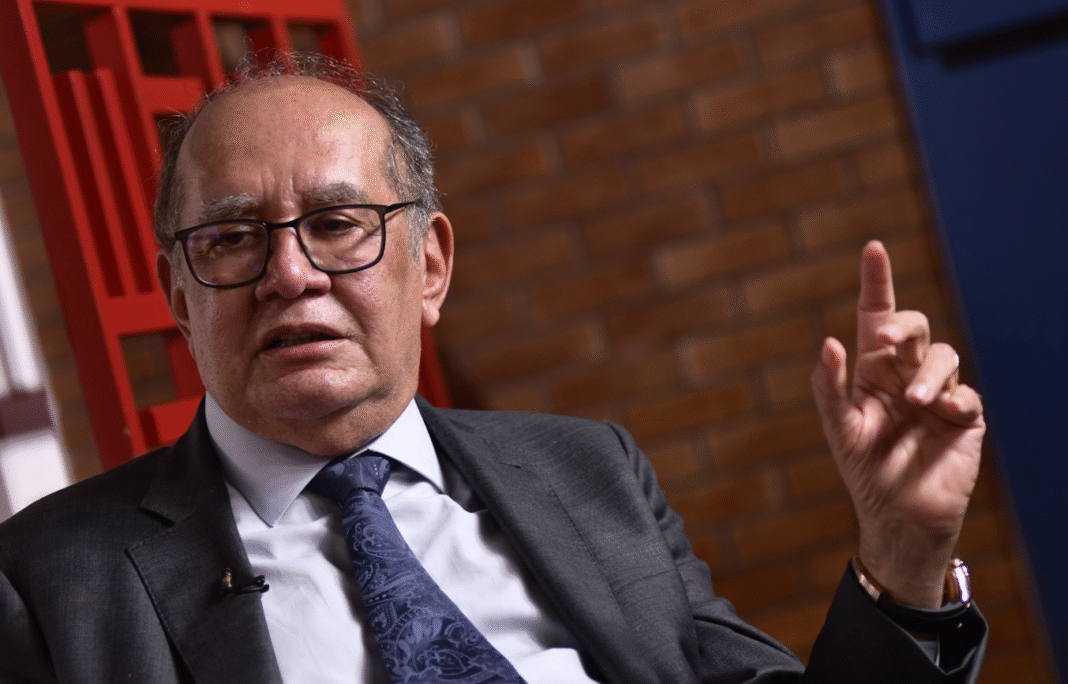 O ministro Gilmar Mendes, do Supremo Tribunal Federal (STF), avaliou que a recente tensão em torno do aumento do IOF (Imposto sobre Operações Financeiras) revela um conflito maior entre Executivo e Legislativo (Foto: X)