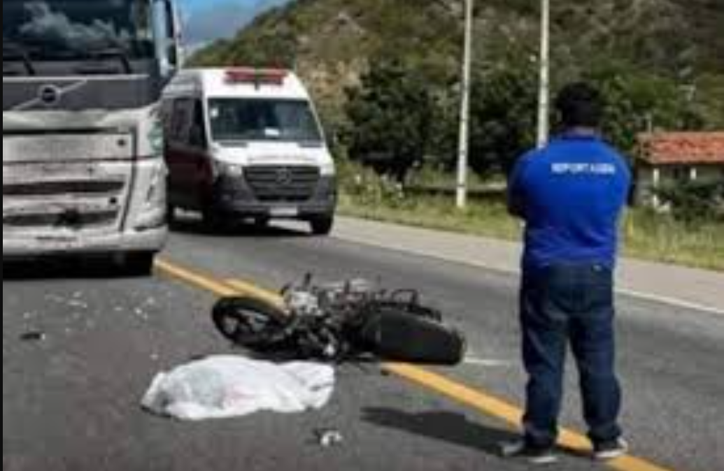 O acidente aconteceu na altura do km 133 da rodovia federal, na localidade de Lagoinha, município de Itapajé (Foto: X)