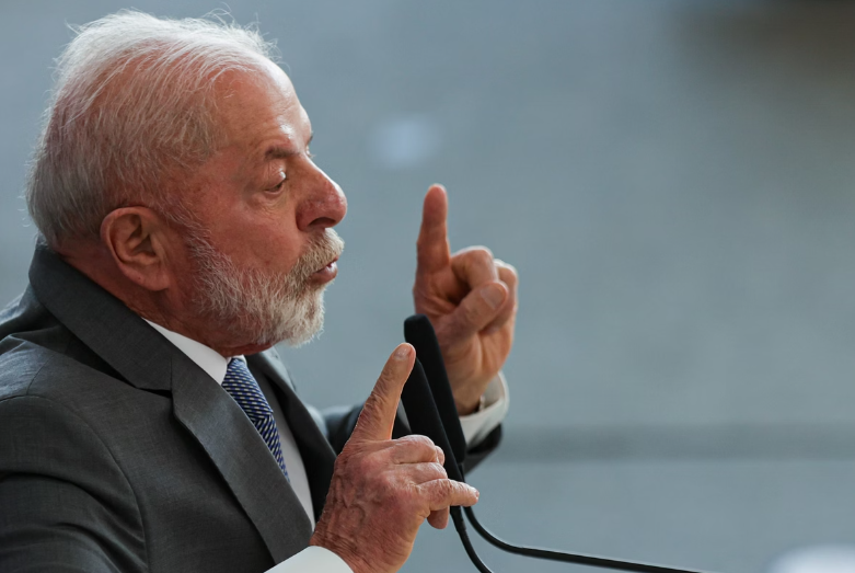 O presidente Luiz Inácio Lula da Silva (PT) saiu em defesa da primeira-dama, Rosângela da Silva, a Janja, após polêmica envolvendo sua fala sobre regulação das redes sociais durante encontro com o presidente da China, Xi Jinping, em maio (Foto: X)