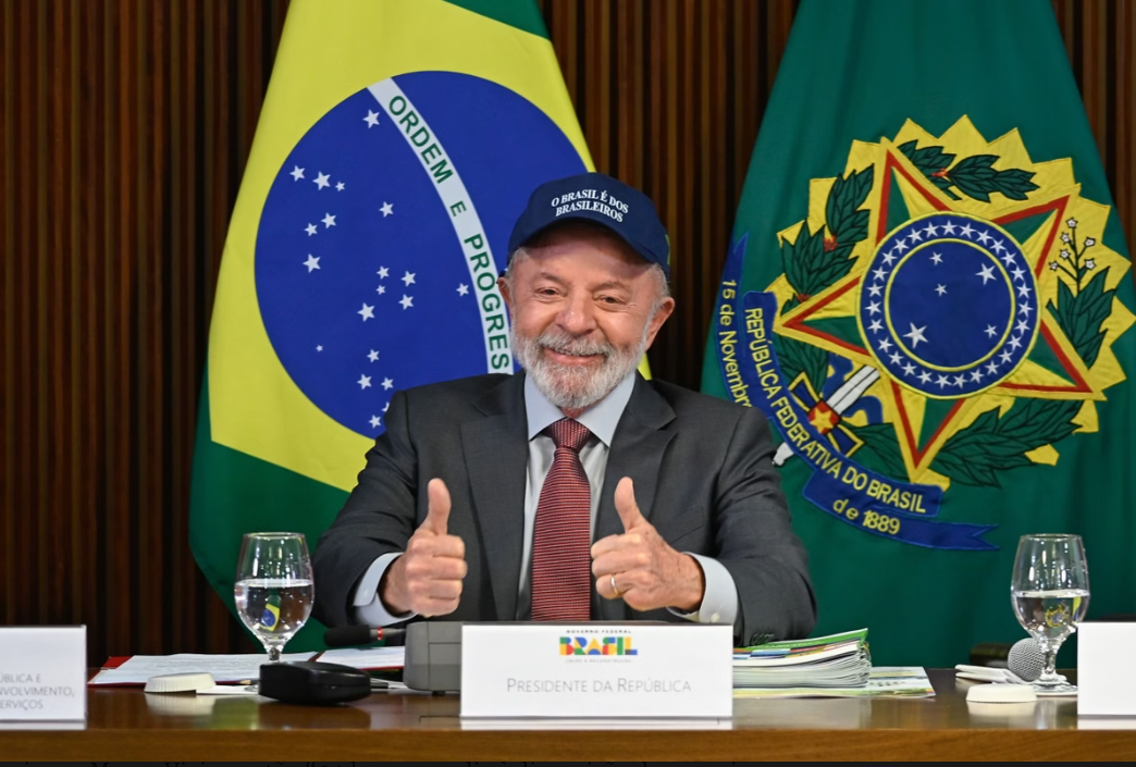 O presidente Luiz Inácio Lula da Silva (PT) afirmou nesta terça-feira (26) que o Brasil não aceitará ser tratado como “subalterno” em negociações internacionais, em referência ao tarifaço imposto pelo governo dos Estados Unidos sobre produtos brasileiros (Foto: X)