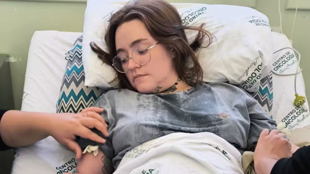 O Tribunal de Justiça de Minas Gerais (TJMG) concedeu liminar que permite a Carolina Arruda, de 28 anos, cultivar Cannabis em casa para fins medicinais (Foto; X)