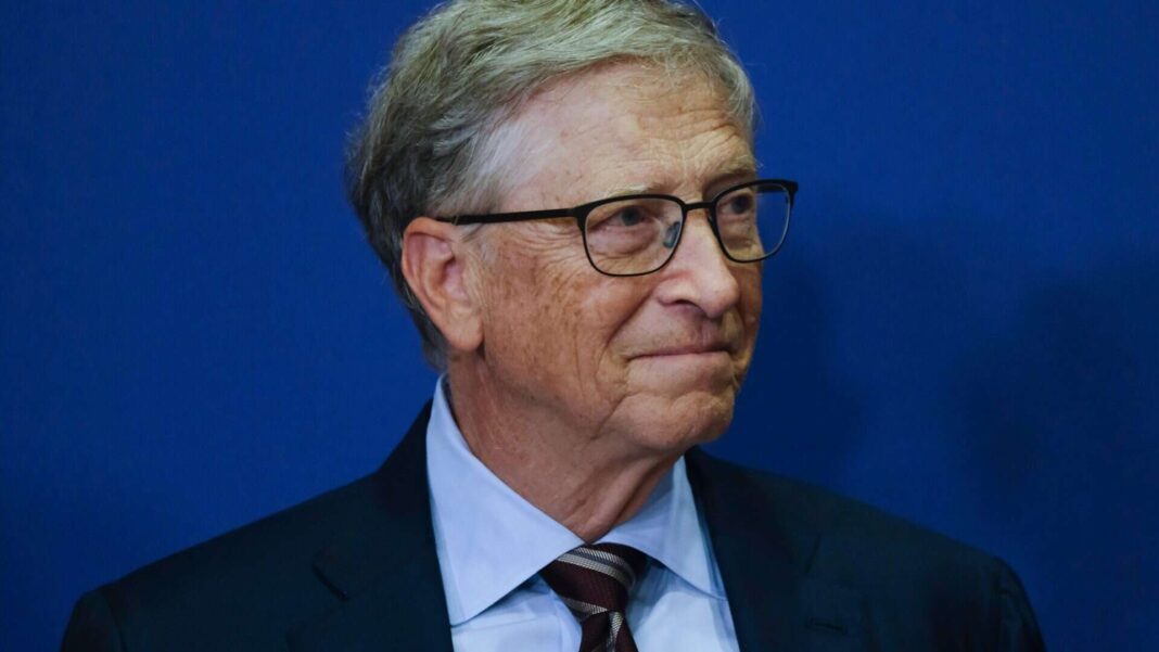 Às vésperas da COP30, que acontecerá entre 10 e 21 de novembro em Belém (PA), o empresário e filantropo Bill Gates defendeu uma nova abordagem global para o enfrentamento da crise climática (Foto: X)