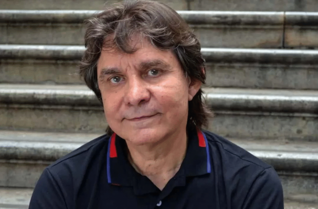 A música brasileira amanheceu em luto nesta segunda-feira (3/11). O cantor e compositor Lô Borges, um dos fundadores do lendário Clube da Esquina, faleceu aos 73 anos em Belo Horizonte (Foto: X)