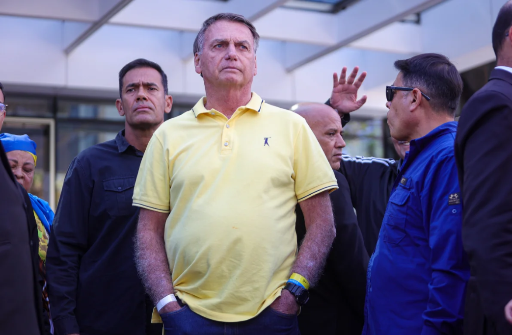 O Supremo Tribunal Federal formalizou, nesta segunda-feira (17/11), a rejeição dos primeiros recursos apresentados pelo ex-presidente Jair Bolsonaro (PL) e por outros seis condenados no processo que apura a tentativa de golpe de Estado (Foto: X)