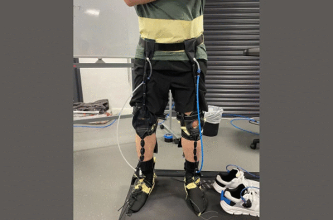 Em um avanço promissor para a exploração espacial e para a medicina, cientistas da Universidade de Bristol, na Inglaterra, desenvolveram um traje equipado com músculos artificiais que promete facilitar a movimentação de astronautas em ambientes de gravidade reduzida (Foto: X)
