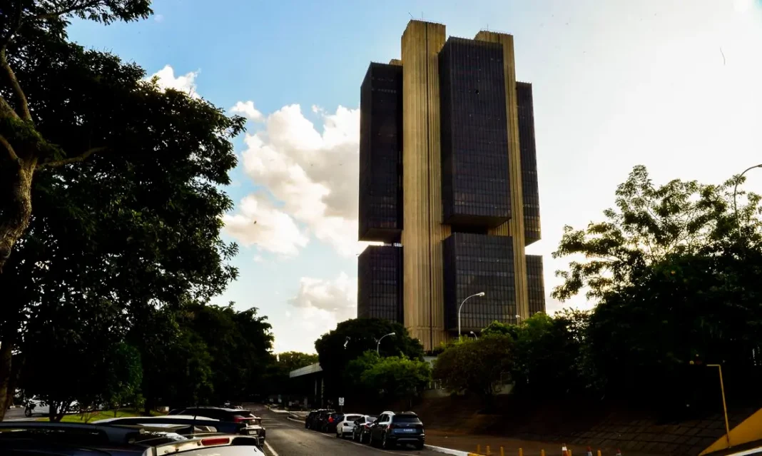 Entram no mutirão dívidas de cartão de crédito, cheque especial, crédito pessoal e consignado, entre outras modalidades — mas ficam de fora os financiamentos de veículos, imóveis e motocicletas (Foto: X)