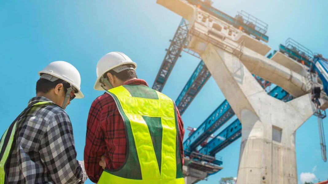 A expansão acelerada da inteligência artificial tem provocado um efeito colateral inesperado: o surgimento de um dos melhores mercados de trabalho da construção civil nos Estados Unidos (Foto: X)