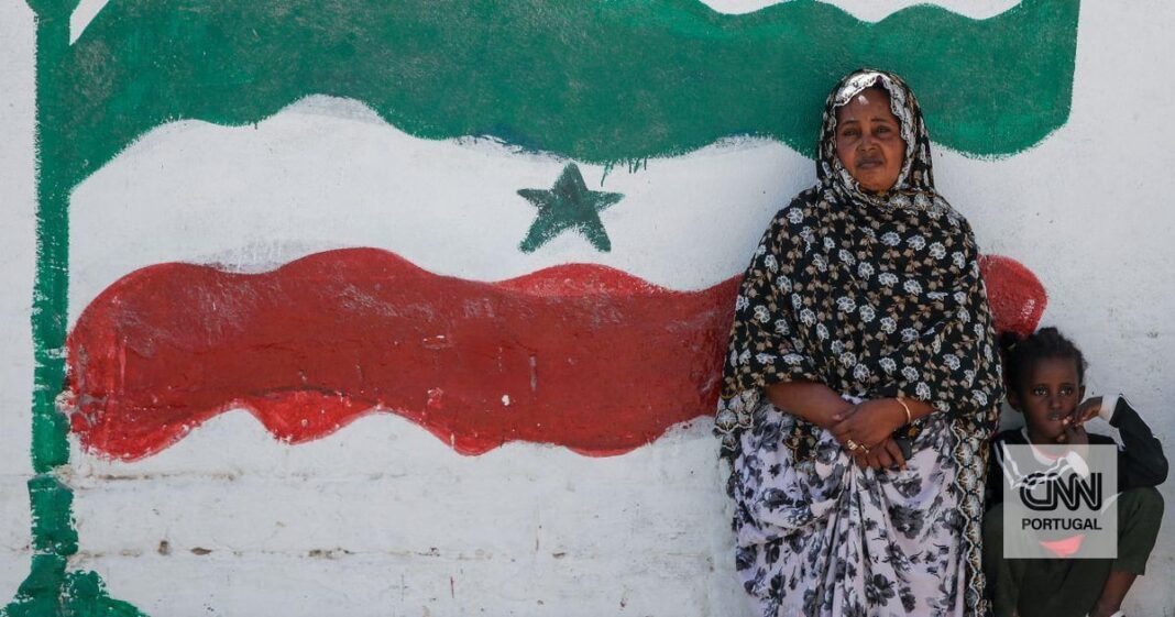 O gesto, considerado histórico por autoridades locais, rompe décadas de isolamento diplomático da região e inaugura um novo capítulo de tensões políticas no leste da África (Foto: X)