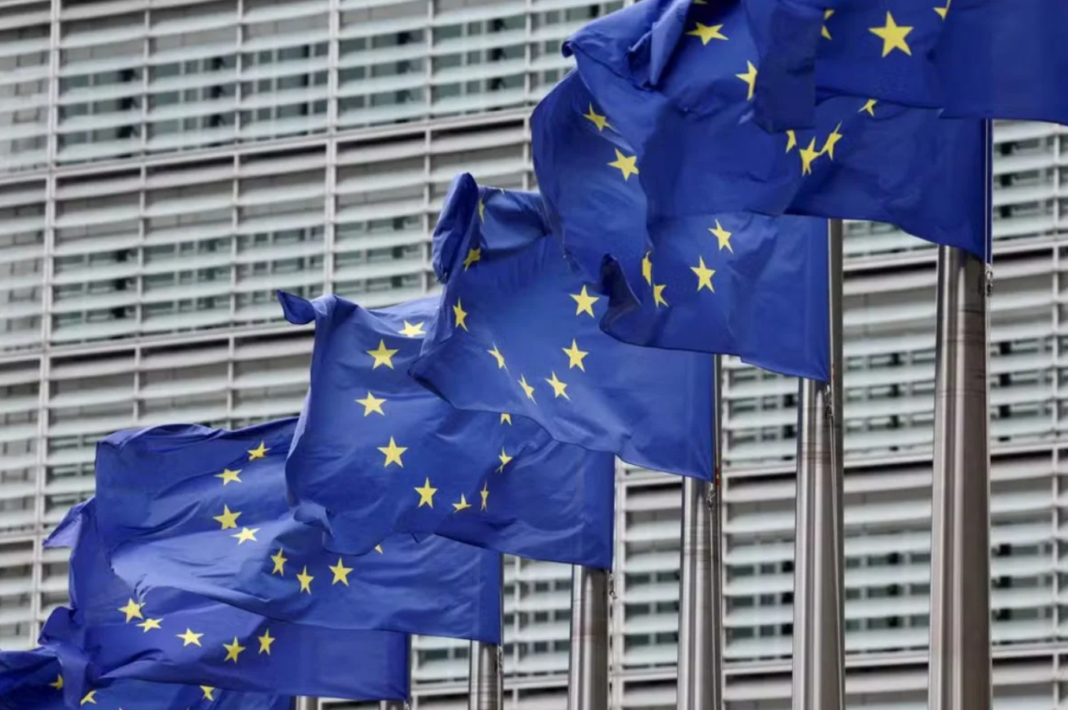 Os embaixadores da União Europeia deram aval provisório, nesta sexta-feira (9), para a assinatura do acordo comercial entre o bloco europeu e o Mercosul, encerrando mais de duas décadas de negociações (Foto: X)