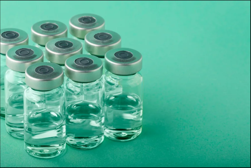O governo brasileiro iniciou negociações com a Índia para ampliar a cooperação na área farmacêutica, com foco na produção de vacinas, medicamentos e insumos estratégicos destinados ao Sistema Único de Saúde (Foto: X)