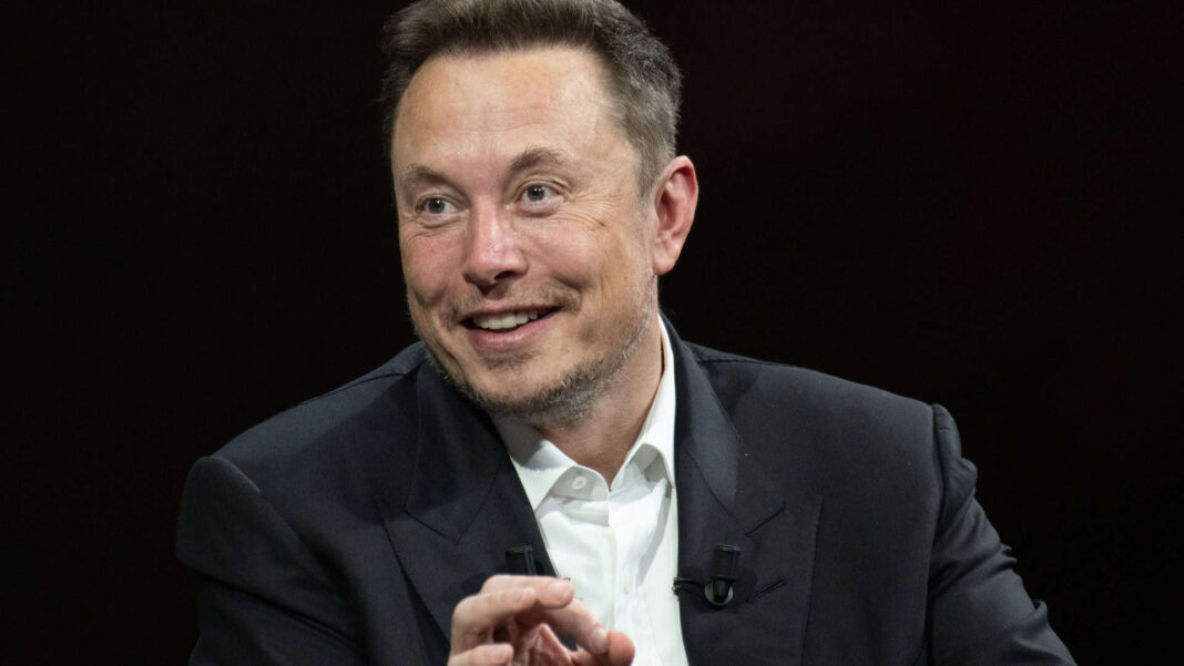 Uma análise conduzida pelo jornal The New York Times revelou que Elon Musk estruturou discretamente uma rede de aproximadamente 90 empresas e entidades legais no Texas desde que anunciou, em 2020, sua saída da Califórnia (Foto: X)