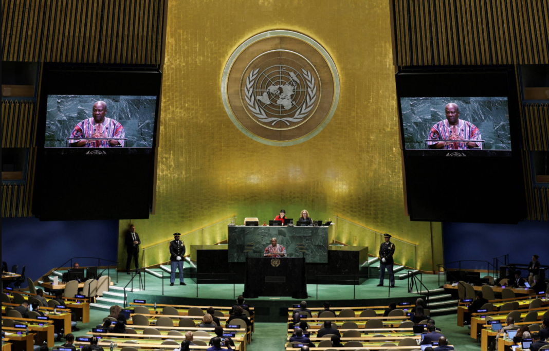 A Assembleia Geral da ONU aprovou uma resolução que redefine o peso histórico da escravidão no cenário internacional (Foto: X)