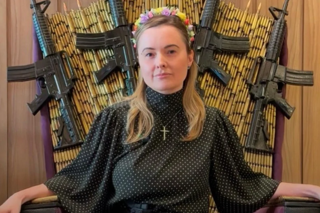 A deputada federal Júlia Zanatta, do Partido Liberal, criticou nas redes sociais a proposta que prevê o fim da escala 6×1 e classificou a medida como “populismo barato” (Foto: X)