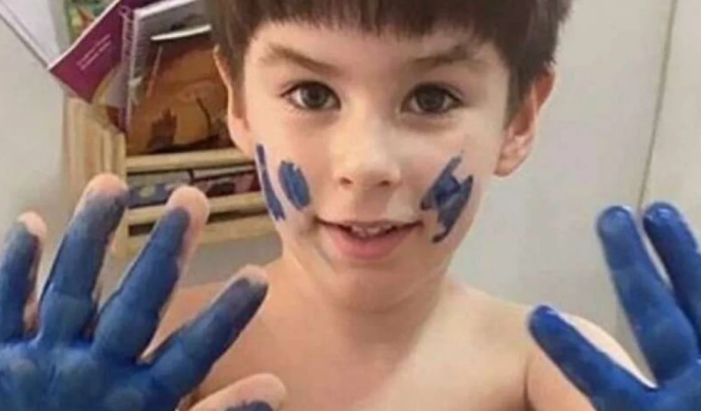 O julgamento de Jairo Souza Santos Júnior e Monique Medeiros ganhou novos desdobramentos nesta sexta-feira (29) com o depoimento do médico-legista Luiz Carlos Leal Prestes, responsável pelo exame no corpo de Henry Borel. (Foto: X)