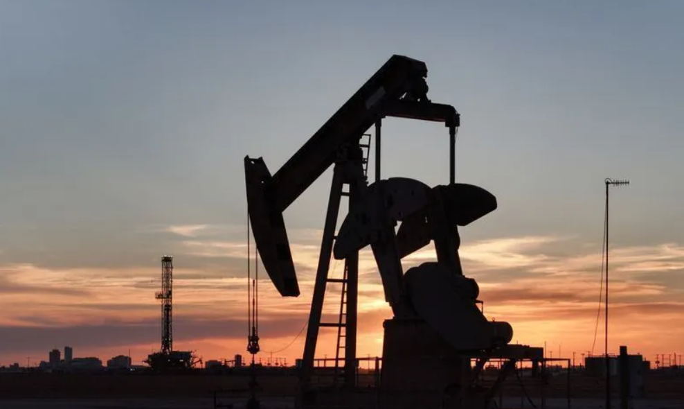 Quase quatro meses depois de a guerra entre Estados Unidos e Irã eclodir no Oriente Médio, as duas potências anunciaram neste domingo (14) um acordo de paz — e o mercado de petróleo reagiu na hora (Foto: X)