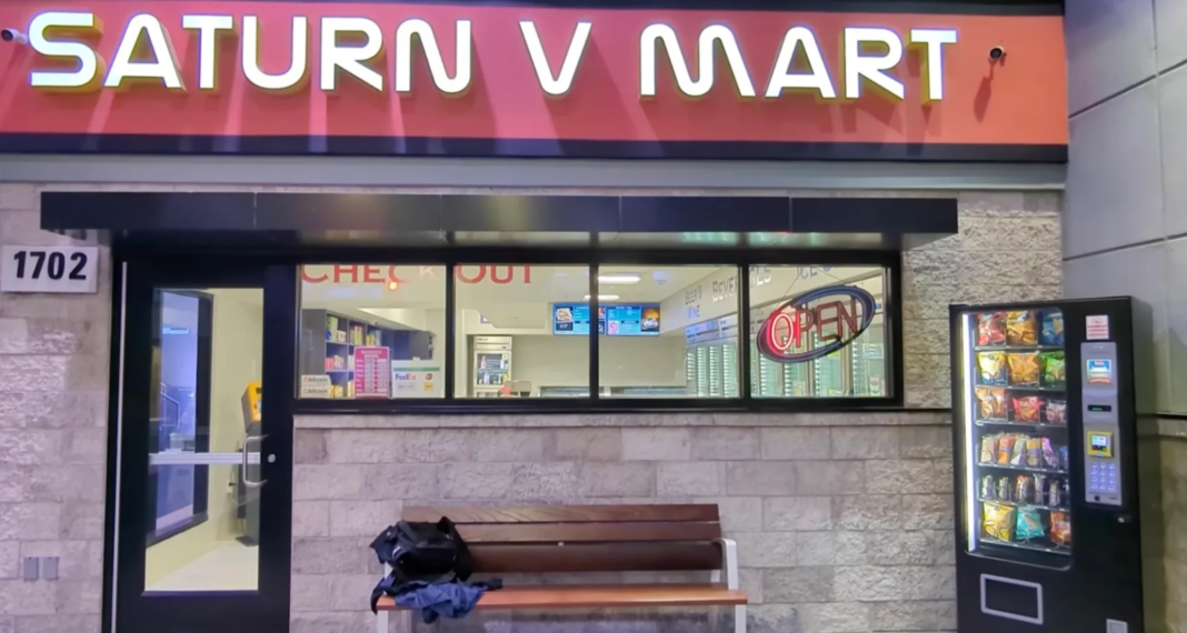 À primeira vista, parece uma cidade americana comum: casas mobiliadas, hotel, supermercado, hospital, tribunal, posto de gasolina e até uma empresa de energia (Foto: X)