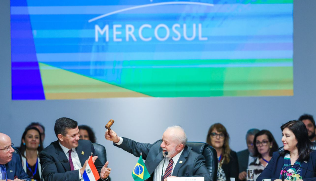 O governo brasileiro anunciou que destinará US$ 100 milhões por ano à nova etapa do Fundo para a Convergência Estrutural do Mercosul (Focem), iniciativa voltada ao financiamento de projetos que promovam o desenvolvimento econômico e reduzam as desigualdades entre os países do bloco (Foto: X)