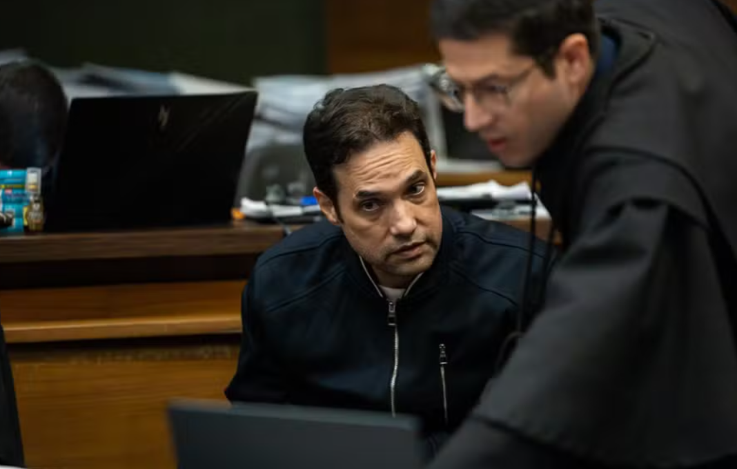 A defesa do ex-vereador Jairo Souza Santos Júnior, conhecido como Dr. Jairinho, protocolou um pedido para anular a decisão judicial que autorizou a quebra de sigilo do celular encontrado na cela onde ele está preso, no Complexo de Gericinó, no Rio de Janeiro (Foto: X)