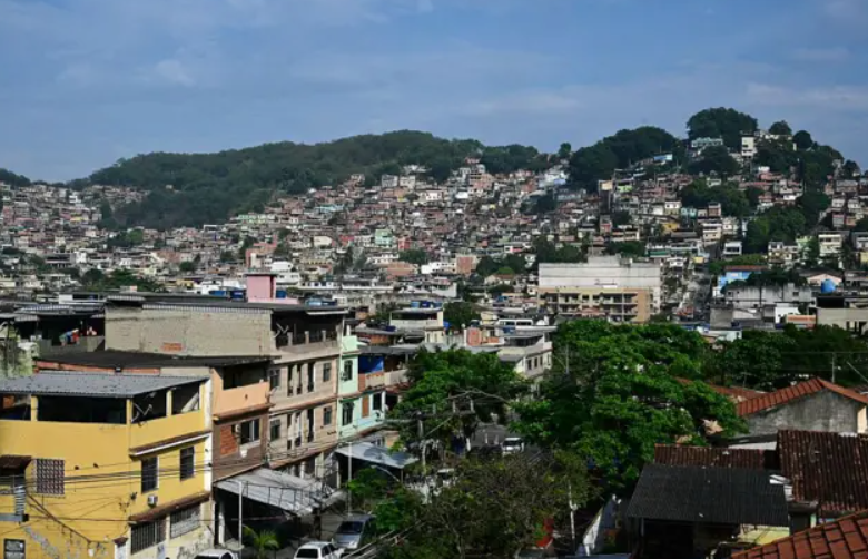 Órgãos de segurança do Rio de Janeiro acompanham a possível incorporação de técnicas militares utilizadas na guerra da Ucrânia por facções criminosas que atuam no estado (Foto: X)