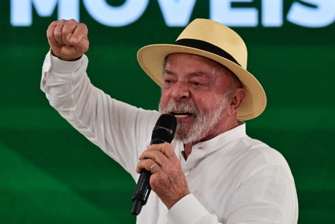 Ao citar o domínio chinês sobre a cadeia de terras raras, fundamentais para setores como inteligência artificial, eletrônicos e transição energética, Lula afirmou que o país precisa fortalecer sua capacidade científica em vez de disputar poder militar ou econômico com as grandes potências (Foto: X)